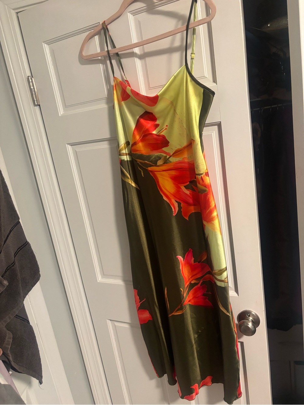 Bebe Olive floral dress